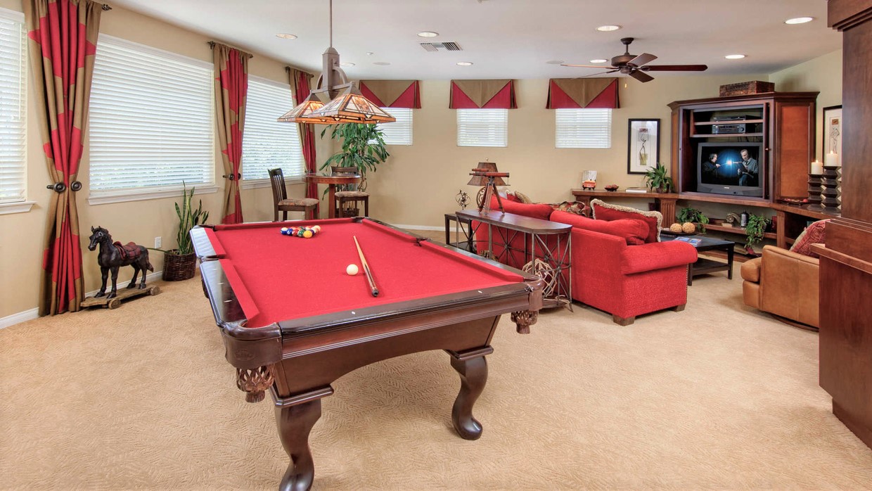 BILLIARD ROOM in clubhouse